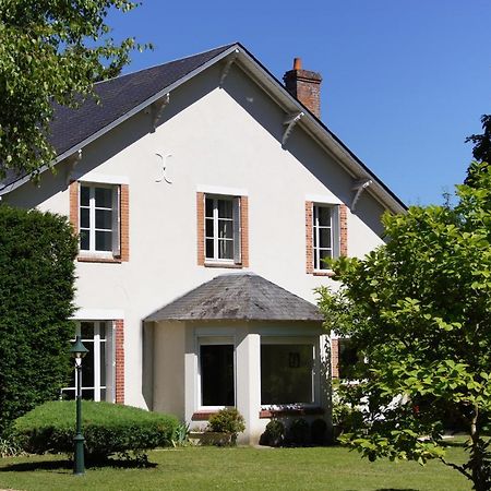 L'Atelier Du Chateau Saint-Ay Экстерьер фото